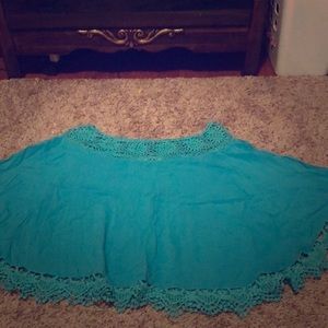 Angel wing crop top, blue, lace trim